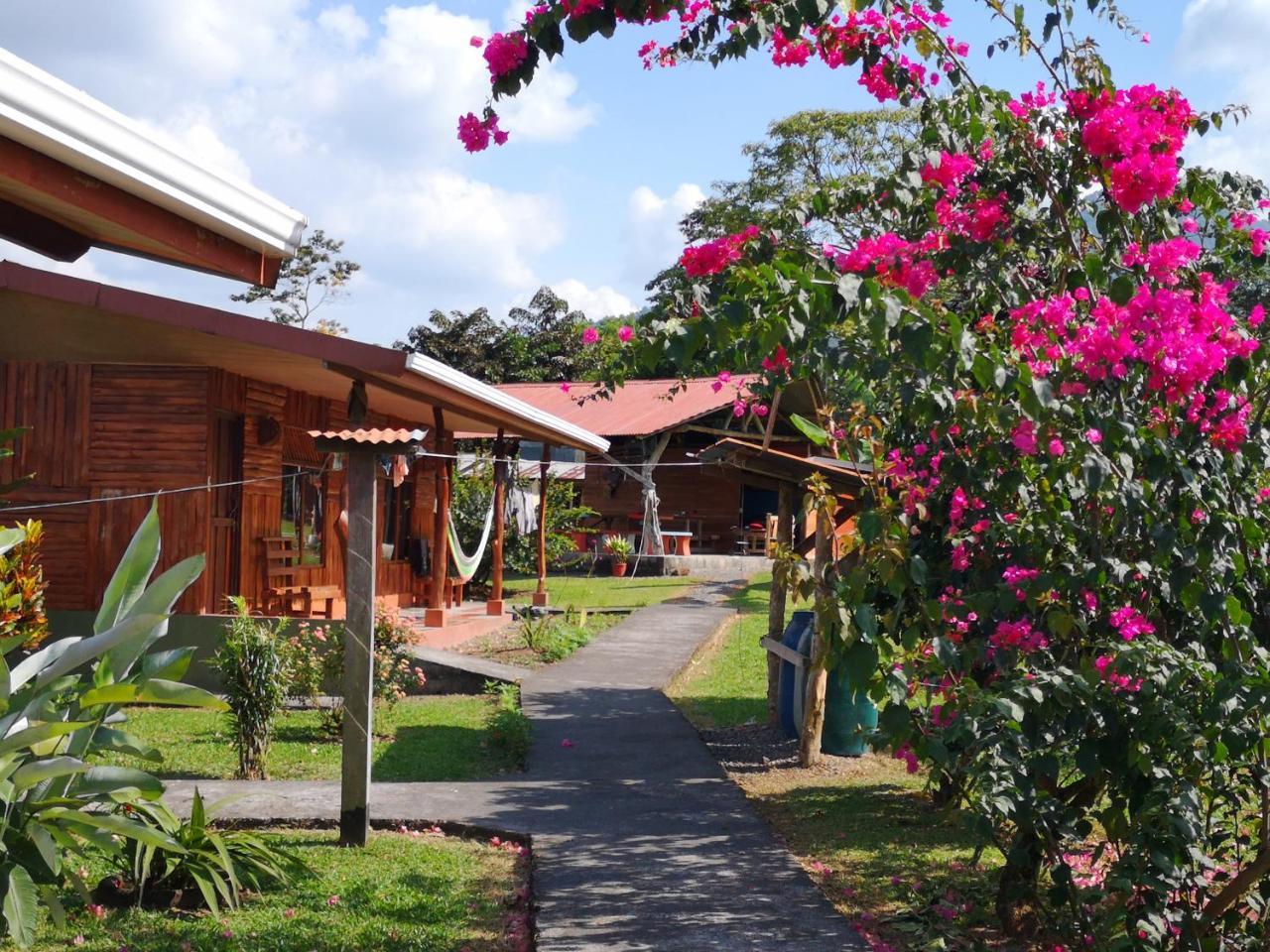 Tio Felix Eco Lodge Ла Фортуна Экстерьер фото